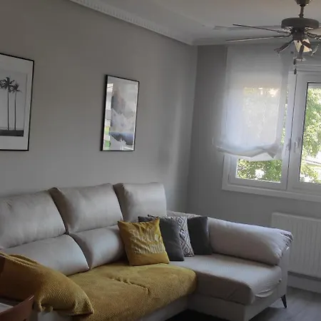 Apartment Spacious With Parking In Casco Viejo Bilbao