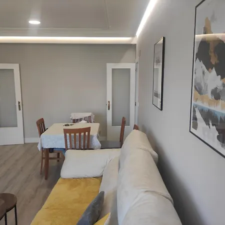 Spacious With Free Parking In Old Town-casco Viejo アパート