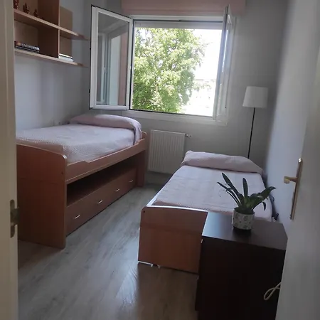 Spacious With Free Parking In Old Town-casco Viejo Appartement *